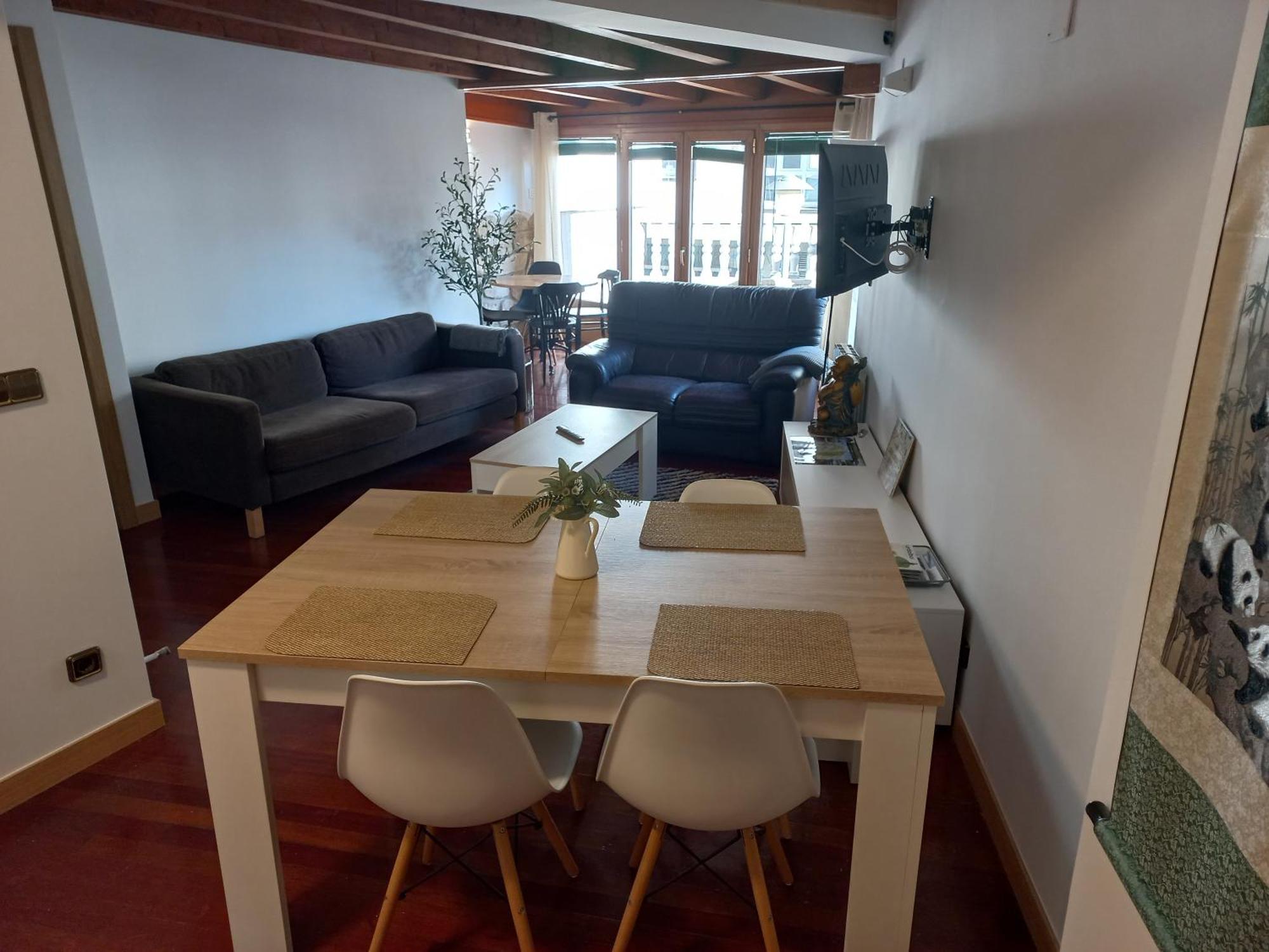 Gernika Urdaibai Appartement Buitenkant foto