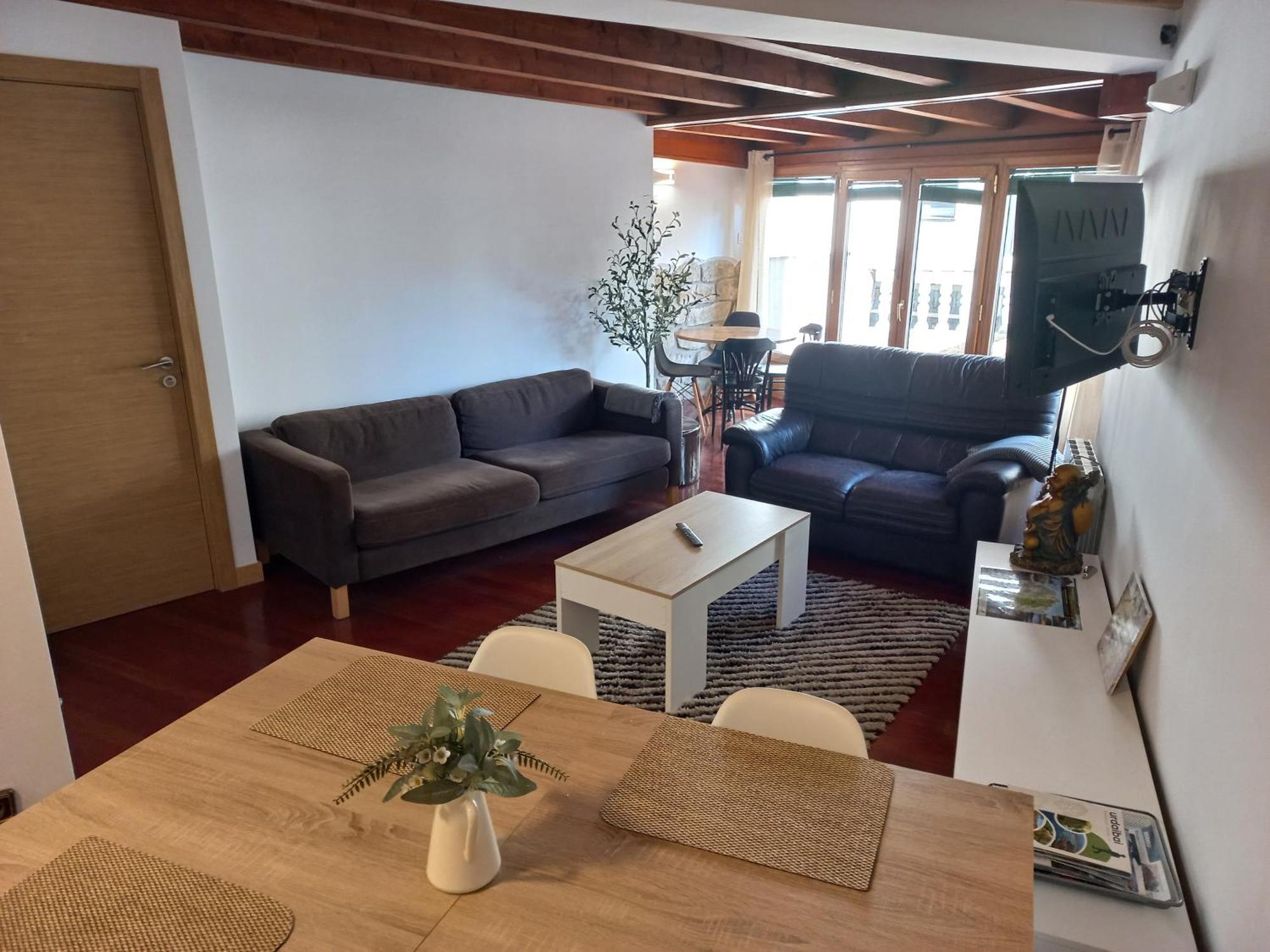 Gernika Urdaibai Appartement Buitenkant foto